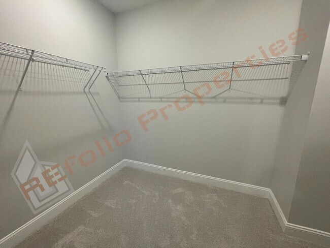 Building Photo - Beautiful 4 Bedroom 3 Bath with 1st FL Guest Suite and High-Speed Internet Home in Edge of Auburn...