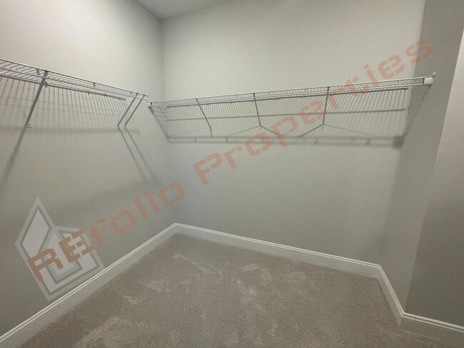 Building Photo - Get 50% off your first month’s rent! Enjoy...