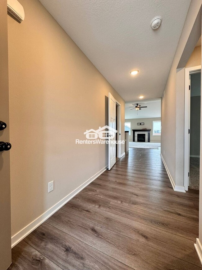 Building Photo - 1200 Locust St