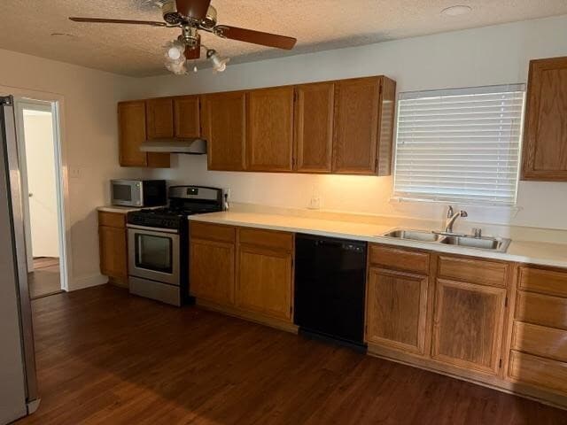 Building Photo - 1805 Wycliffe Dr