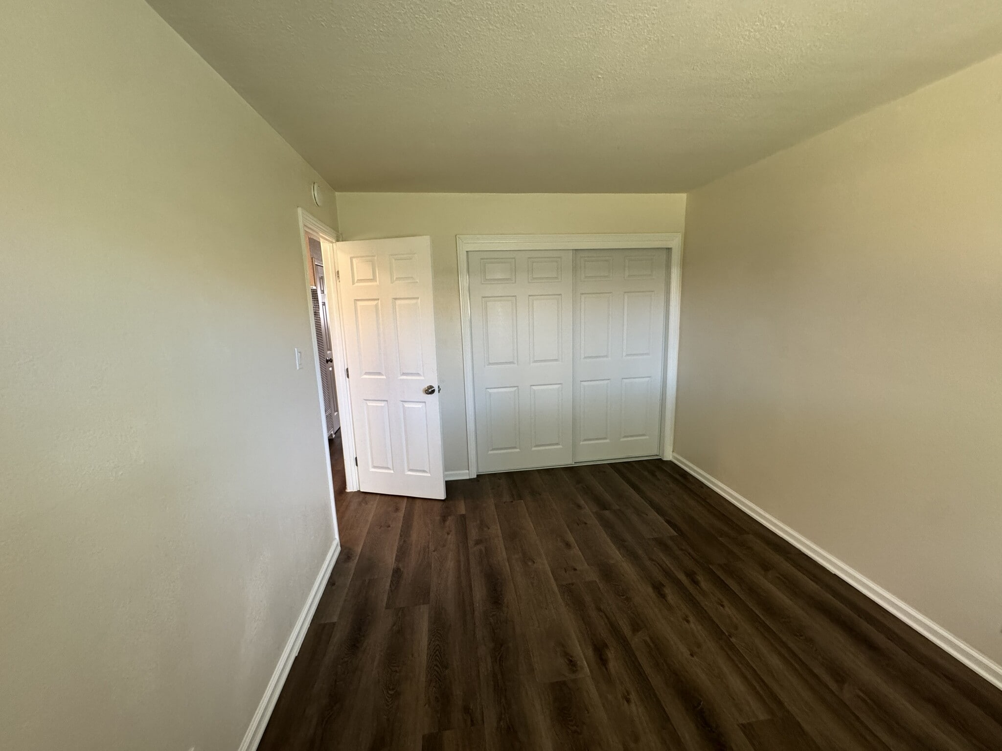 Building Photo - 1712 Arthur Ct