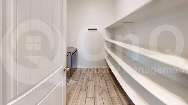 Building Photo - 3804 Arroyo Trl