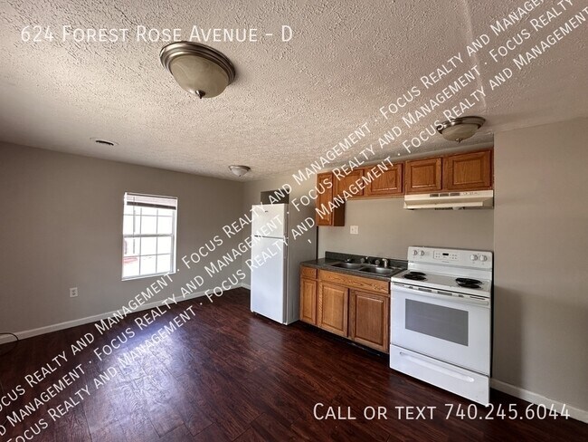 Building Photo - 624 Forest Rose Ave