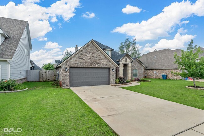 Building Photo - 619 Labarre Ln