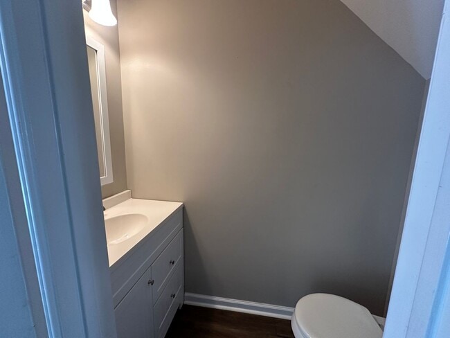 Building Photo - 2-bedroom, 2.5-bath Georgetown Colony Townhouse