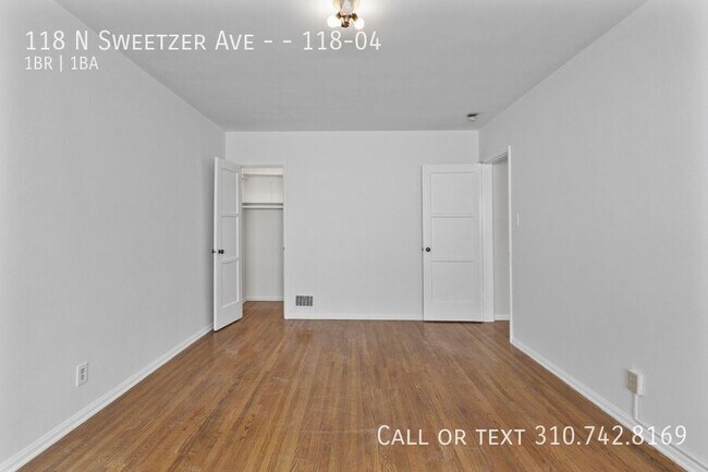 Building Photo - 118 N Sweetzer Ave