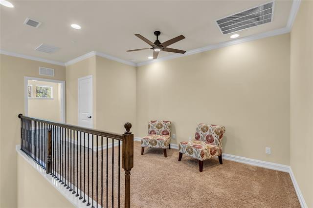 Building Photo - 4709 Bayview Dr