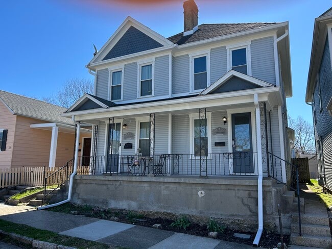 Building Photo - 10 /12 Garret St