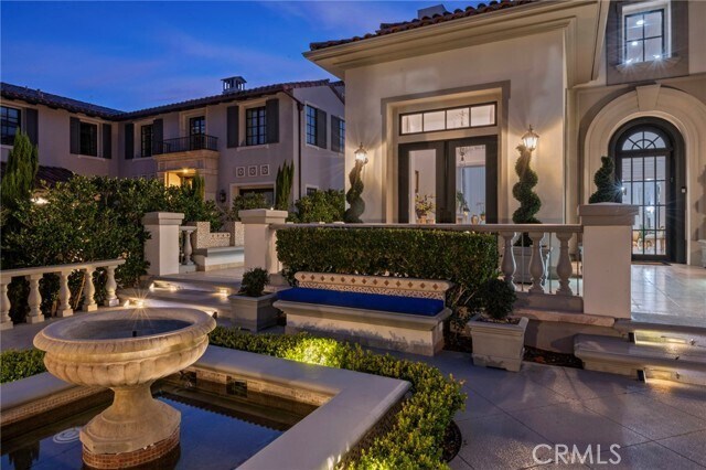 Building Photo - 7 Vista Luci