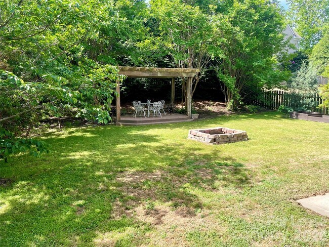 Building Photo - 7856 Lamington Dr