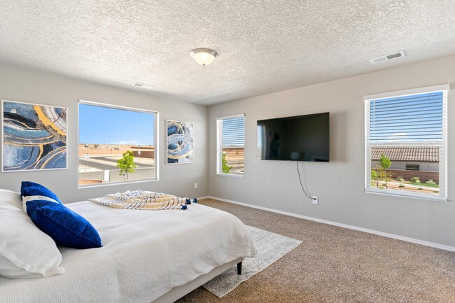 Building Photo - 3197 Tazanita Lp SE