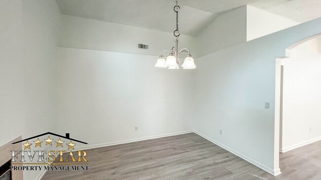 Building Photo - House for Rent on 4605 Mt. Vernon Avenue