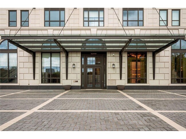 Building Photo - 1111 W River Pkwy