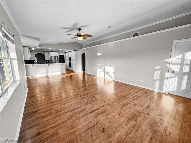 Building Photo - 326 SW 29th St