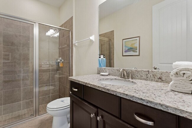 Building Photo - 551 Lasso Dr