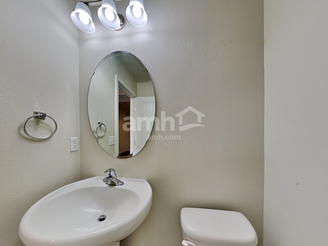 Building Photo - 18960 112th Ave Ct E