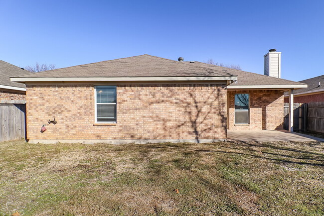 Building Photo - 4553 Wheatland Dr