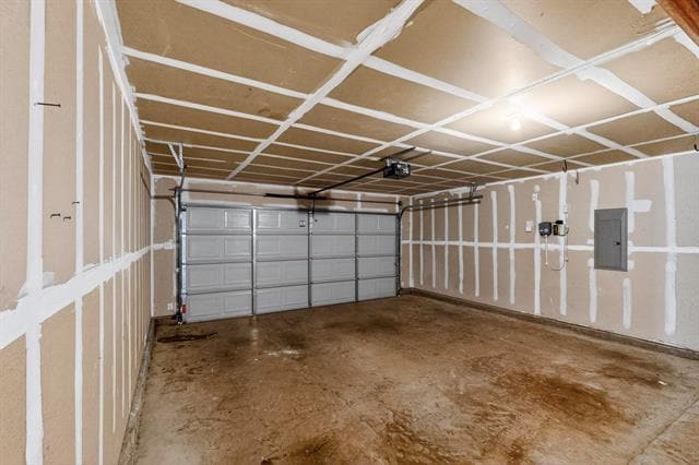 Building Photo - 9229 Azinger Dr