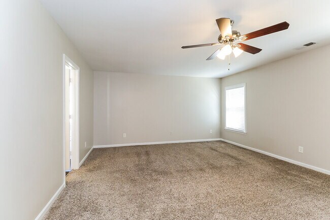 Building Photo - 1115 Jade Glen Dr