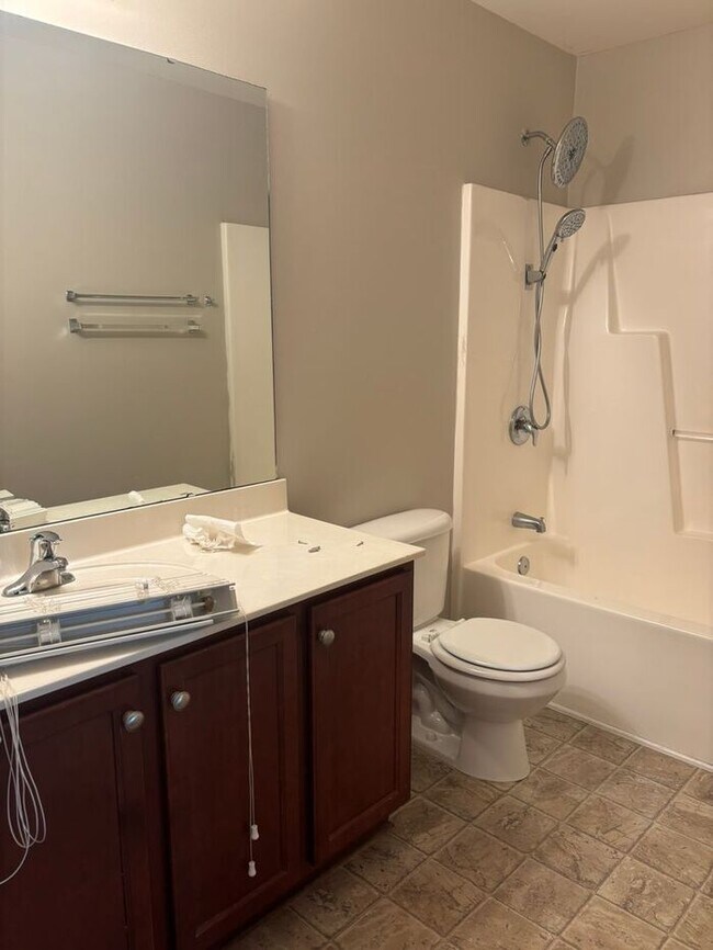 Building Photo - 57 Honey Brook Ct