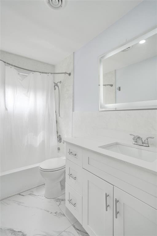 Building Photo - 1814 N 38th Ave
