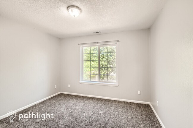 Building Photo - 23834 SW Shady Grove Dr, Sherwood, OR, 97140