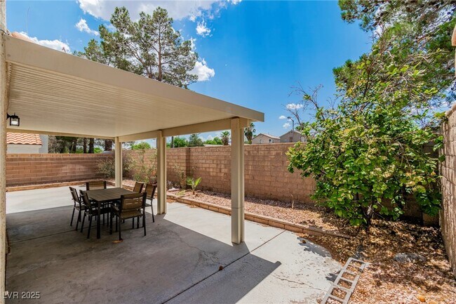 Building Photo - 2701 Sattley Cir