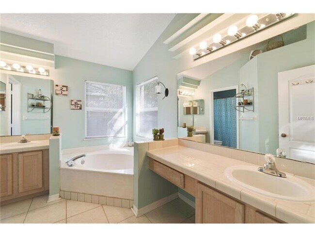 Building Photo - 4271 Shadow Creek Cir