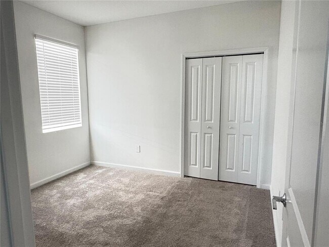 Building Photo - 121 Aces High Ln