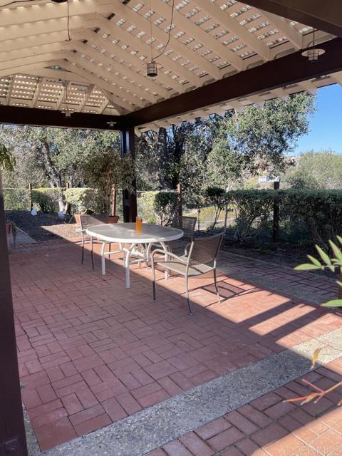 Building Photo - 2965 Vía Del Cielo