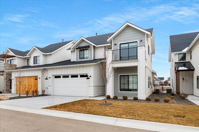 Building Photo - 6642 N Asissi Ln