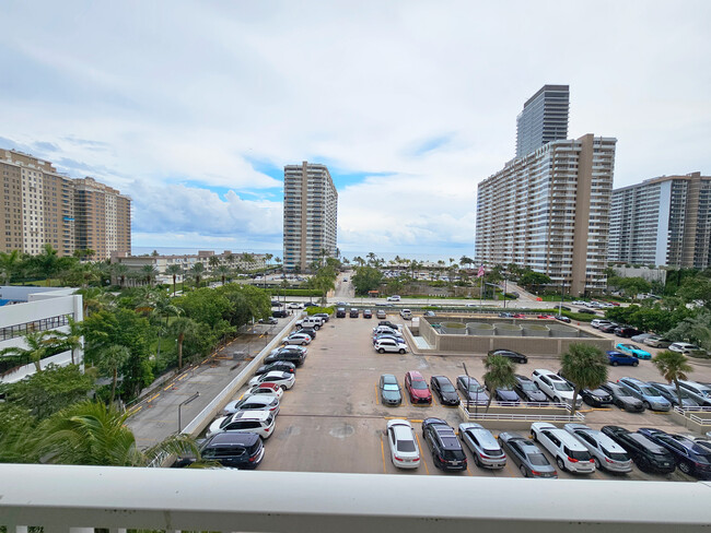 Building Photo - 1965 S Ocean Dr