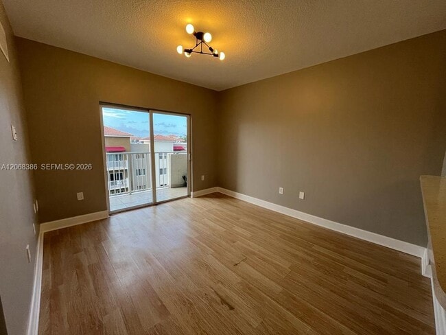 Building Photo - 11060 SW 196th St