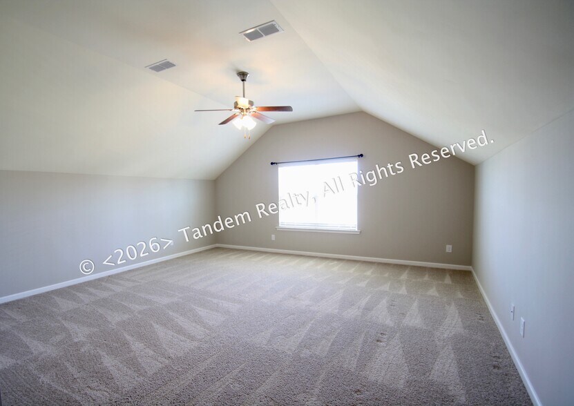 Building Photo - 2115 Longhunter Chase Dr