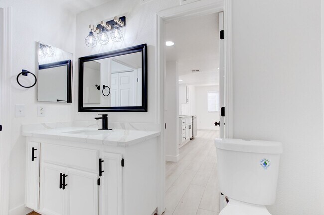 Building Photo - 5792 Ambassador Ave