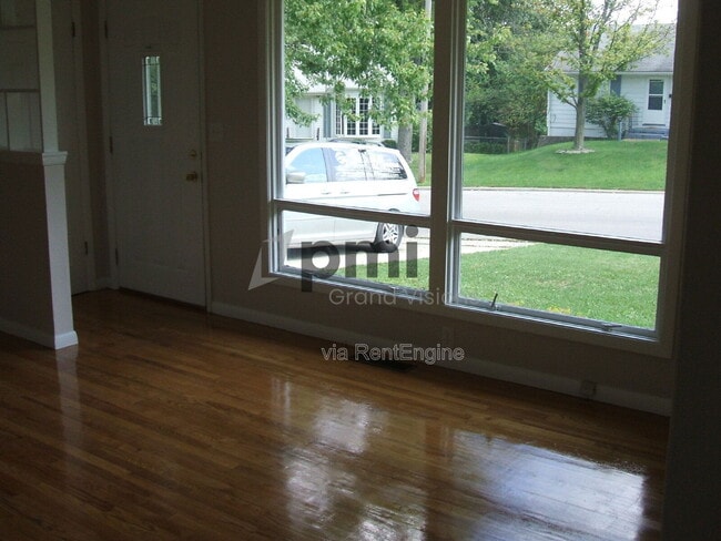 Building Photo - 110 Ridgeway Dr