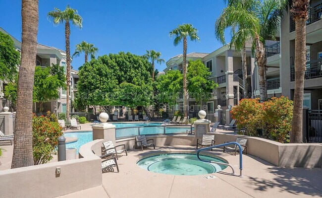 Building Photo - 425 W Rio Salado Pkwy
