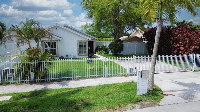Building Photo - 12618 SW 211th Terrace