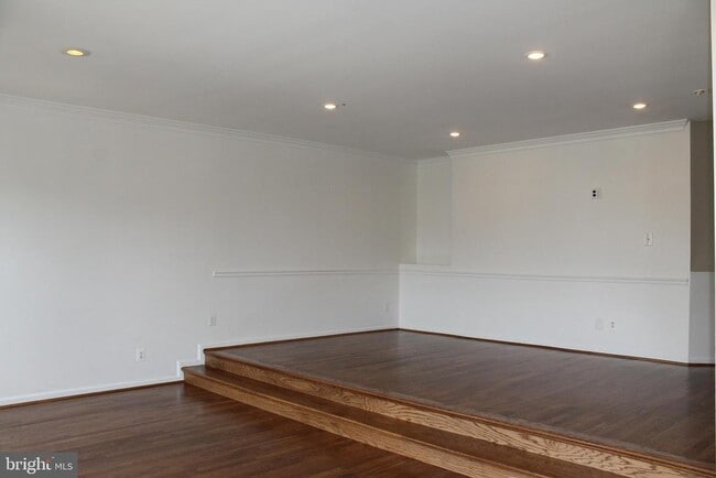 Building Photo - 2927 Mainstone Dr