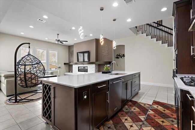 Building Photo - 9033 Rattlesnake Trail