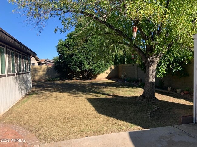 Building Photo - 3213 W McRae Way