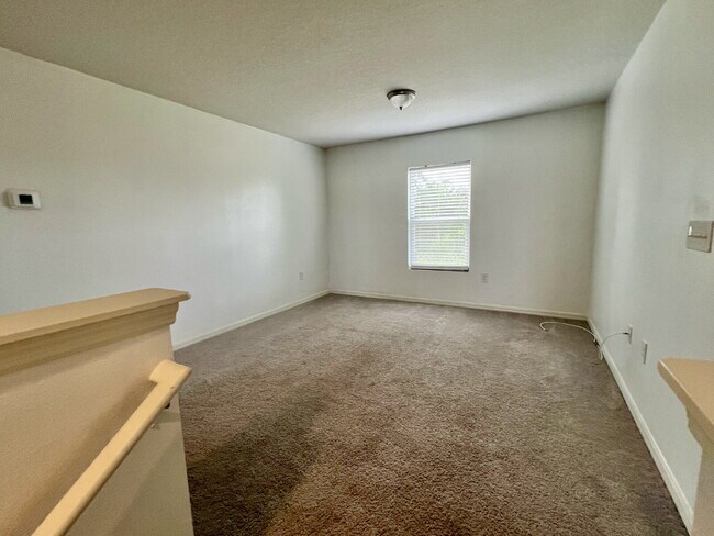 Building Photo - Spacious 4-Bedroom Home with Primary Suite...