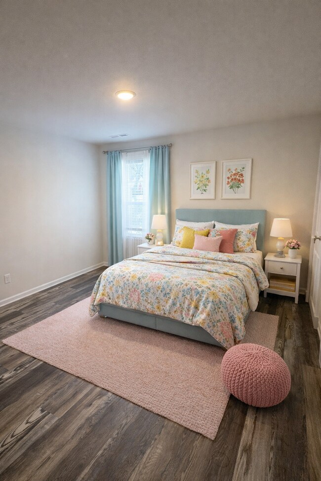 Building Photo - FIRST MONTH FREE - Stunning 3BR 2.5BA Home in Mooresville • 2 Car Garage