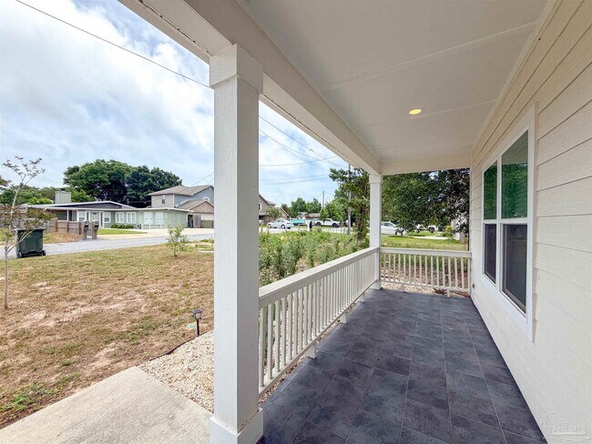 Building Photo - 5841 Winifred Ave