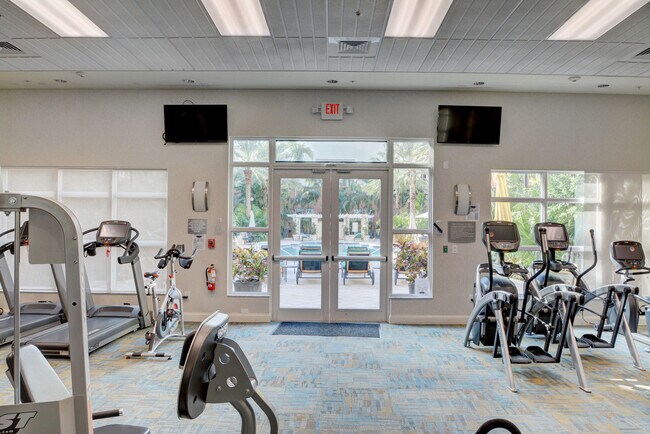 Building Photo - 600 S Dixie Hwy