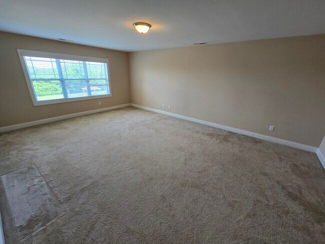 Building Photo - 47 Kentucky Derby Ln