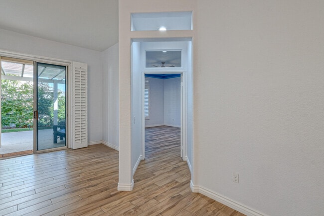 Building Photo - 44357 Royal Lytham Dr