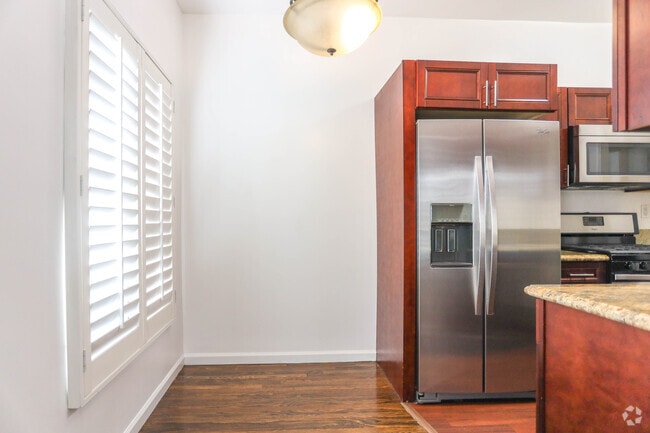 Dining Nook - Almont Apartments