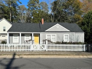 Building Photo - 1432 Summitt Ave