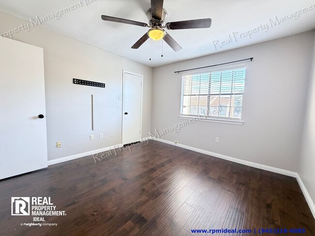 Building Photo - 835 Dublin Dr